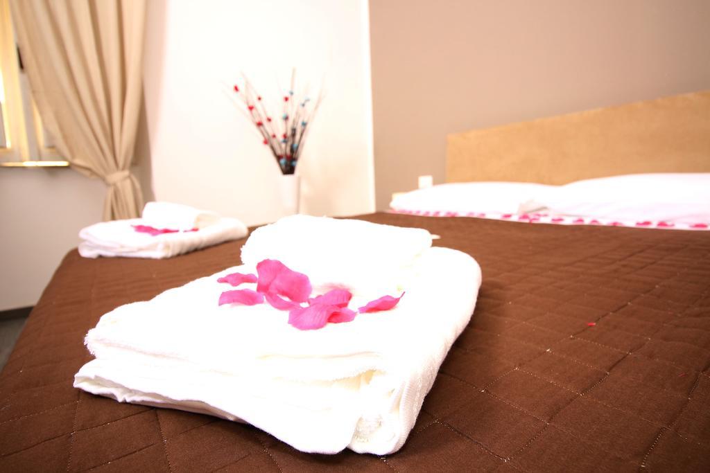 רומא Mi.Ro Rooms מראה חיצוני תמונה