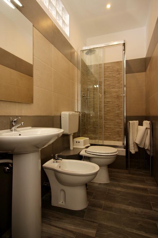 רומא Mi.Ro Rooms מראה חיצוני תמונה