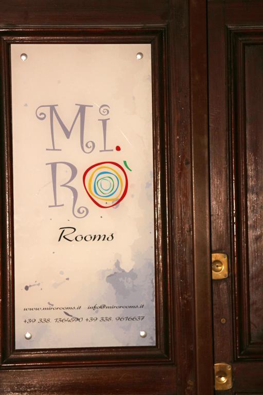 רומא Mi.Ro Rooms מראה חיצוני תמונה