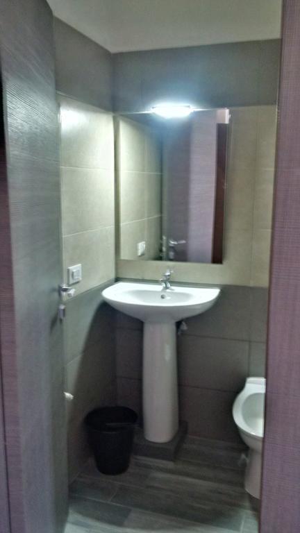 רומא Mi.Ro Rooms מראה חיצוני תמונה